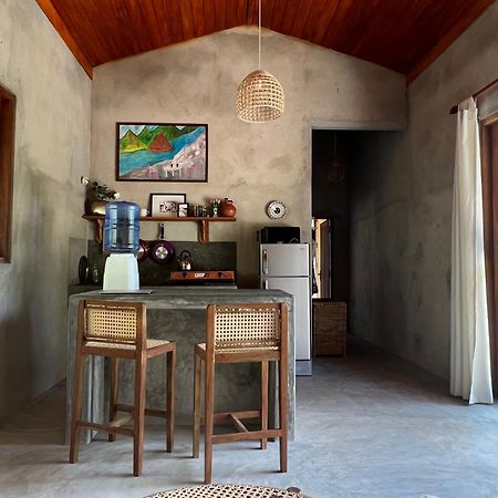 Into The Blue - Yoga Included & Walk To 3 Beaches Tangalle Exterior photo