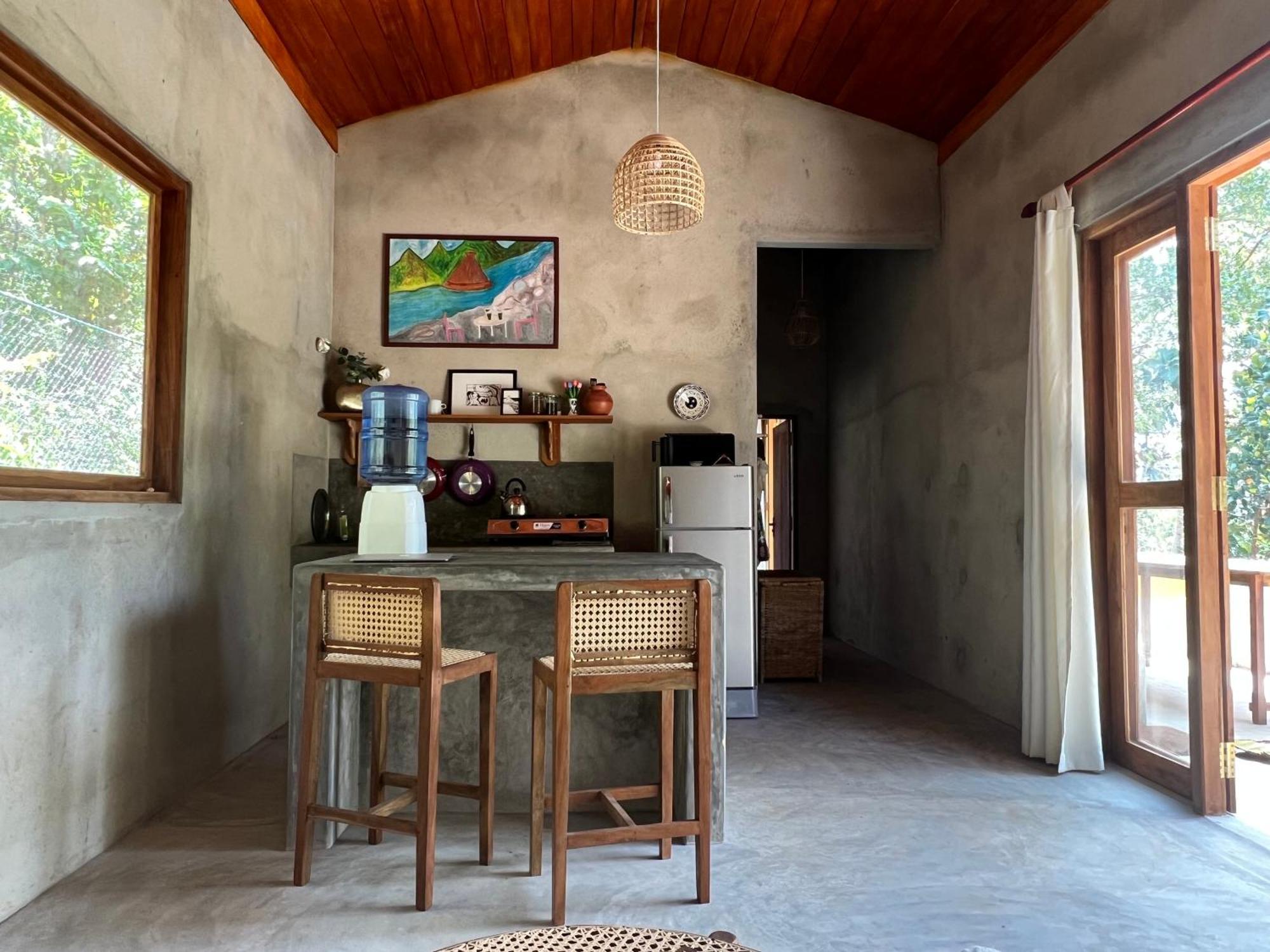Into The Blue - Yoga Included & Walk To 3 Beaches Tangalle Exterior photo